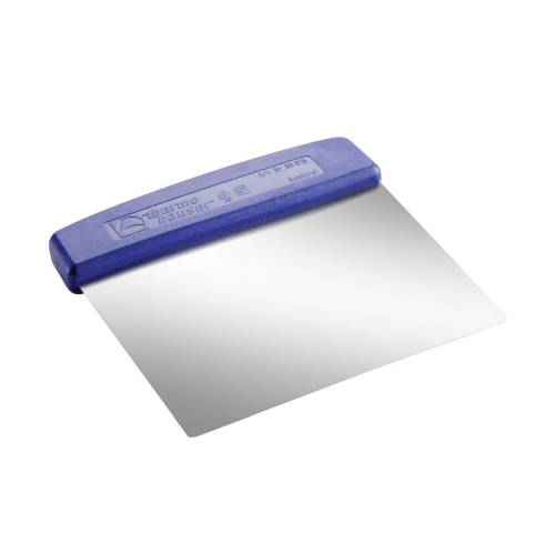 DOUGH CUTTER PLASTIC HANDLE 135MM X 135MM